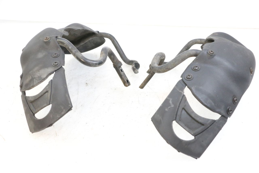 photo de PARAFANGO ANTERIORE PIAGGIO MP3 125 (2006 - 2014) - Stato della superficie e materiale