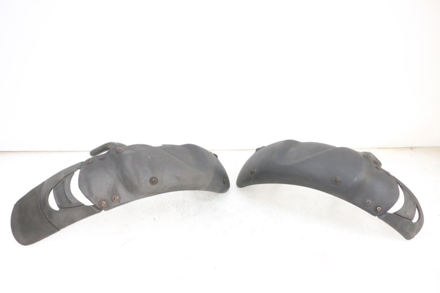 photo de PARAFANGO ANTERIORE PIAGGIO MP3 125 (2006 - 2014) - Altra angolazione