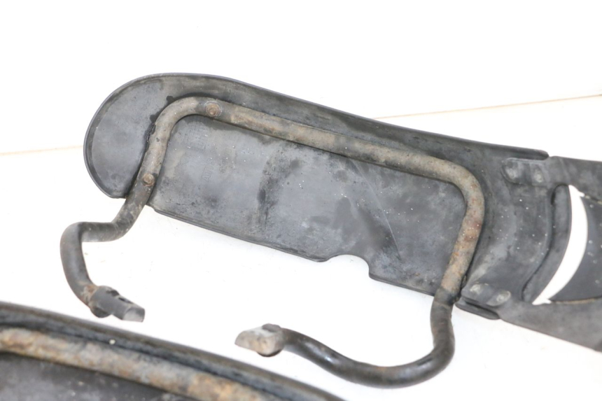 photo de PARAFANGO ANTERIORE PIAGGIO MP3 RL 250 (2006 - 2010) - Altra angolazione