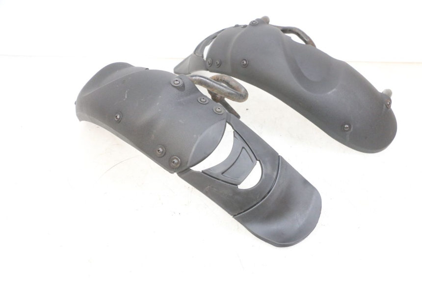 photo de PARAFANGO ANTERIORE PIAGGIO MP3 RL 250 (2006 - 2010) - Dettaglio del componente