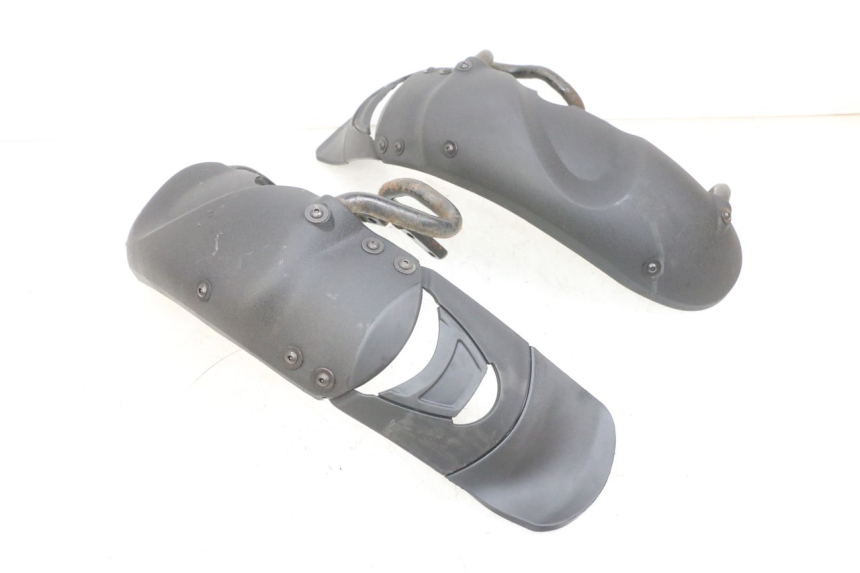 photo de PARAFANGO ANTERIORE PIAGGIO MP3 RL 250 (2006 - 2010) - Marcature e riferimenti originali