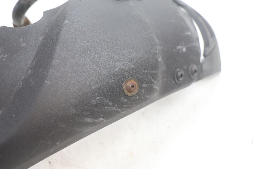 photo de PARAFANGO ANTERIORE PIAGGIO MP3 125 (2006 - 2014) - Altra angolazione