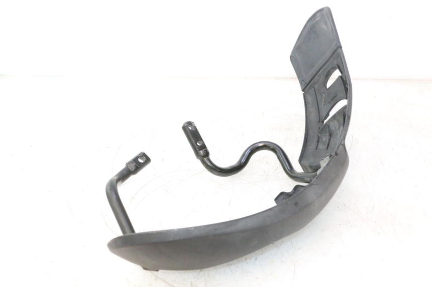 photo de PARAFANGO ANTERIORE PIAGGIO MP3 500 (2011 - 2015) - Primo piano tecnico