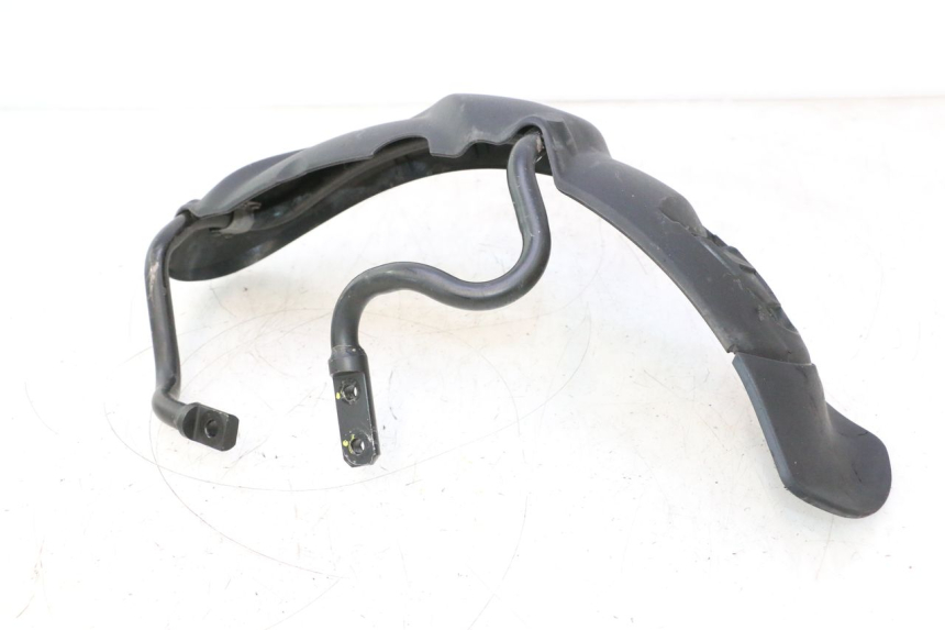 photo de PARAFANGO ANTERIORE PIAGGIO MP3 500 (2011 - 2015) - Stato della superficie e materiale