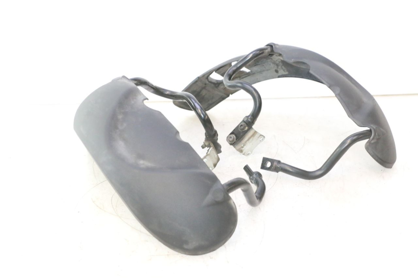 photo de PARAFANGO ANTERIORE PIAGGIO MP3 500 (2016 - 2018) - Vista d'insieme del prodotto