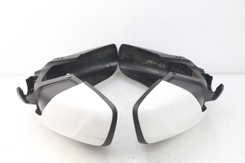 photo de Parafango anteriore MBK MW TRYPTIK 125 (2017 - 2022) - Caratteristiche distintive