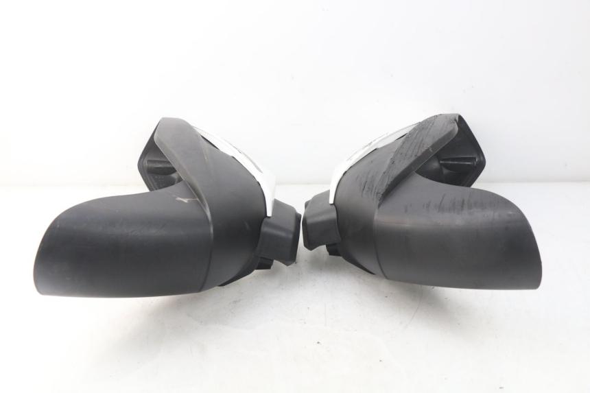 photo de Parafango anteriore MBK MW TRYPTIK 125 (2017 - 2022) - Zoom sullo stato d'uso