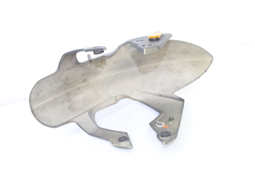 photo de PARAFANGO ANTERIORE MAG POWER R-STREET 50 (2016 - 2025) - Dettagli dei punti di fissaggio