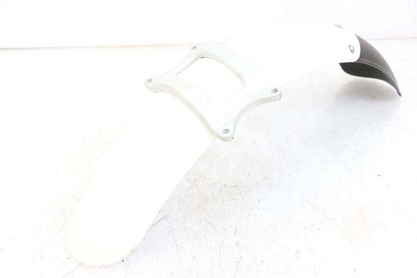 photo de PARAFANGO ANTERIORE ROYAL ENFIELD CONTINENTAL GT 650 (2019 - 2024) - Altra angolazione