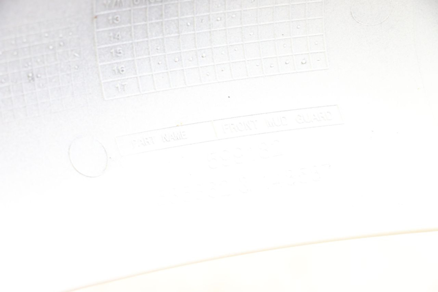 photo de PARAFANGO ANTERIORE ROYAL ENFIELD CONTINENTAL GT 650 (2019 - 2024) - Primo piano tecnico