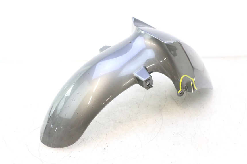 photo de PARAFANGO ANTERIORE PEUGEOT SATELIS 125 (2013 - 2018) - Caratteristiche distintive