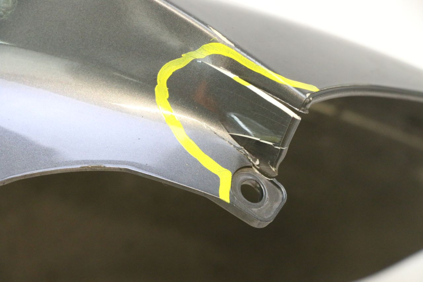 photo de PARAFANGO ANTERIORE PEUGEOT SATELIS 125 (2013 - 2018) - Ricambio usato controllato