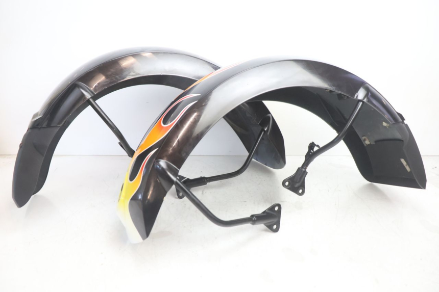photo de PARAFANGO ANTERIORE CAN-AM SPYDER RS 1000 (2008 - 2012) - Zoom sui componenti
