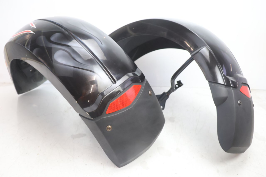 photo de PARAFANGO ANTERIORE CAN-AM SPYDER RS 1000 (2008 - 2012) - Marcature e riferimenti originali