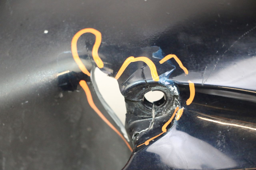 photo de PARAFANGO ANTERIORE HONDA ST PAN EUROPEAN 1300 (2002 - 2013) - Caratteristiche distintive