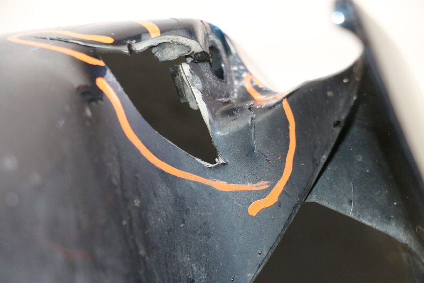 photo de PARAFANGO ANTERIORE HONDA ST PAN EUROPEAN 1300 (2002 - 2013) - Zoom sullo stato d'uso