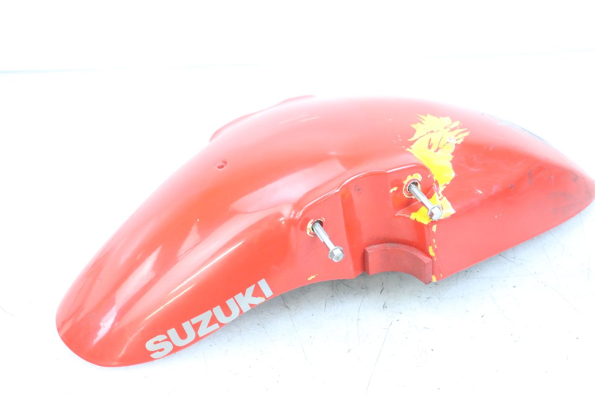 photo de PARAFANGO ANTERIORE SUZUKI SV N 650 (1999 - 2002) - Primo piano tecnico