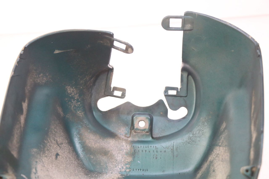 photo de PARAFANGO ANTERIORE PEUGEOT SV 125 (1991 - 1994) - Caratteristiche distintive