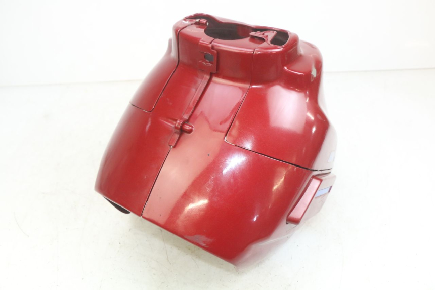 photo de PARAFANGO ANTERIORE PEUGEOT SV 125 (1991 - 1994) - Zoom sullo stato d'uso