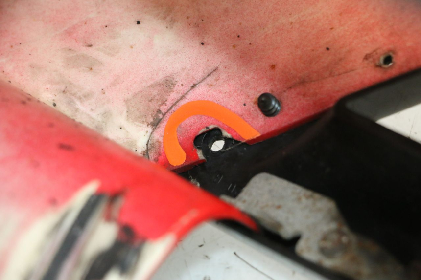 photo de PARAFANGO ANTERIORE PEUGEOT TREKKER TKR 50 (2005 - 2014) - Caratteristiche distintive