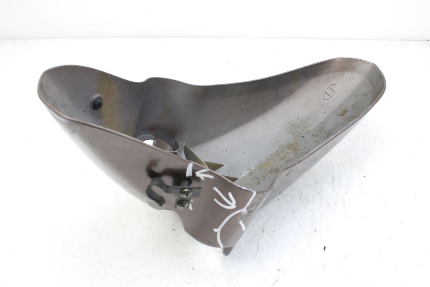 photo de PARAFANGO ANTERIORE PEUGEOT TWEET 4T 50 (2010 - 2014) - Zoom sullo stato d'uso