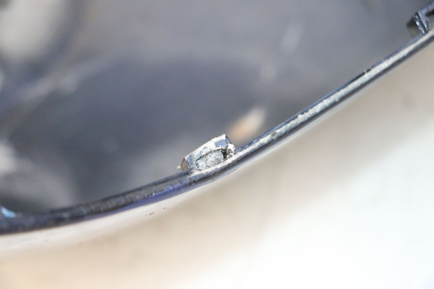 photo de PARAFANGO ANTERIORE PIAGGIO VESPA LX 2T 50 (2005 - 2013) - Zoom sullo stato d'uso
