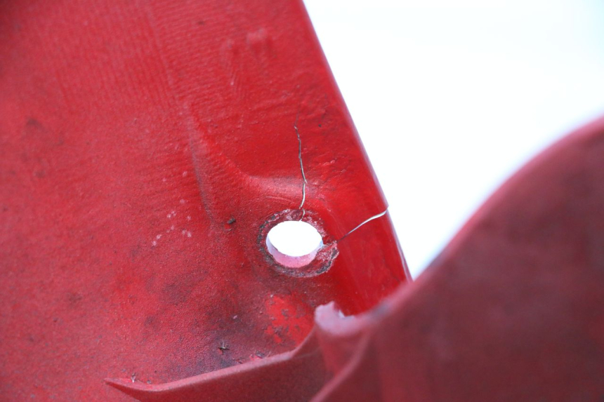 photo de PARAFANGO ANTERIORE HONDA VFR FI RC46 800 (1998 - 2001) - Zoom sullo stato d'uso