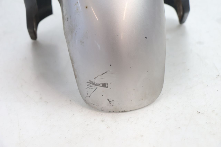 photo de PARAFANGO ANTERIORE PEUGEOT VIVACITY 50 (1998 - 2003) - Stato della superficie e materiale