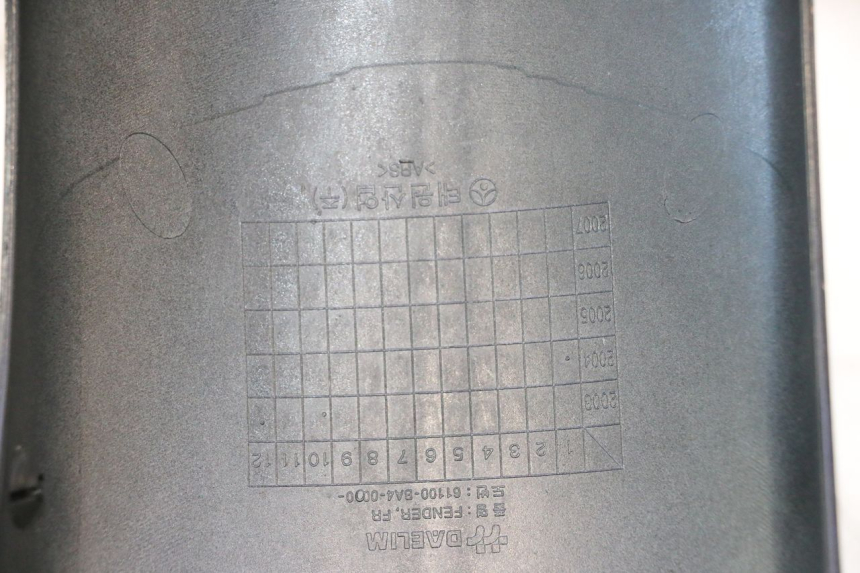 photo de PARAFANGO ANTERIORE DAELIM VJ ROADWIN 125 (2004 - 2007) - Primo piano ad alta risoluzione