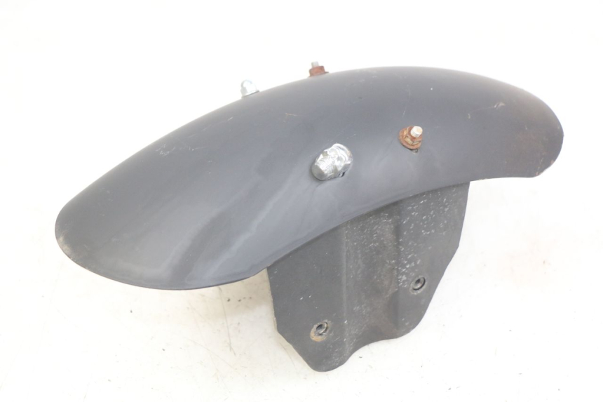 photo de PARAFANGO ANTERIORE DAELIM VL DAYSTAR 125 (2000 - 2011) - Primo piano tecnico