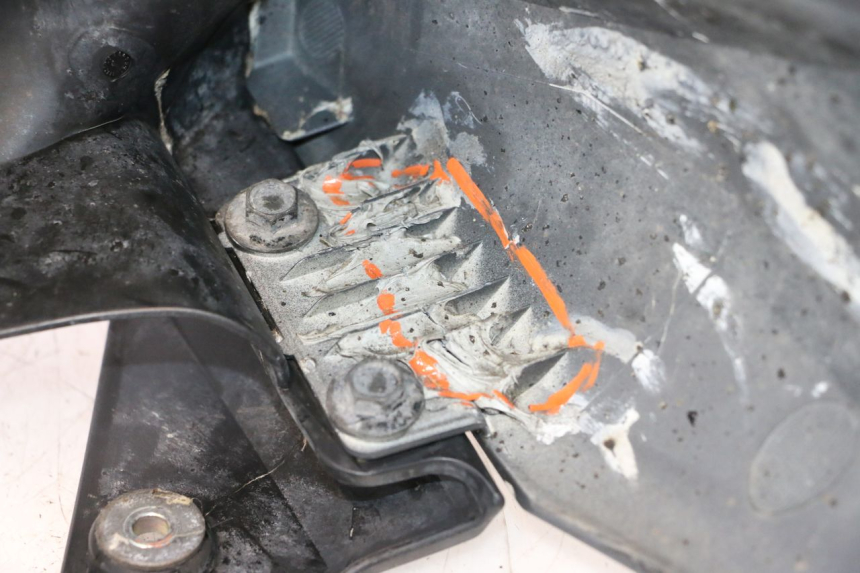 photo de PARAFANGO ANTERIORE YAMAHA X-MAX XMAX 125 (2010 - 2013) - Ricambio usato controllato