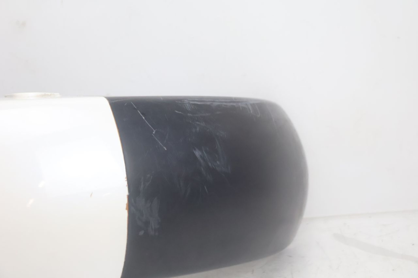 photo de PARAFANGO ANTERIORE YAMAHA XMAX X-MAX 125 (2006 - 2009) - Caratteristiche distintive