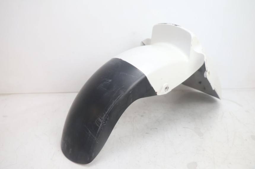 photo de PARAFANGO ANTERIORE YAMAHA XMAX X-MAX 125 (2006 - 2009) - Stato della superficie e materiale