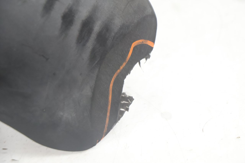 photo de PARAFANGO ANTERIORE YAMAHA X-MAX XMAX 125 (2010 - 2013) - Zoom sui componenti
