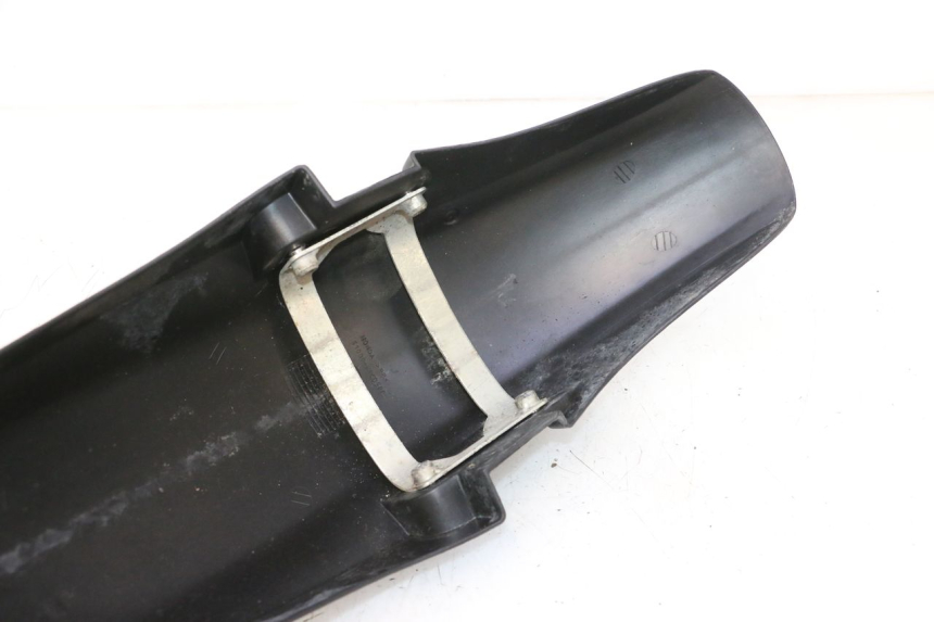 photo de PARAFANGO ANTERIORE HONDA XLV VARADERO 125 (2007 - 2012) - Zoom sullo stato d'uso