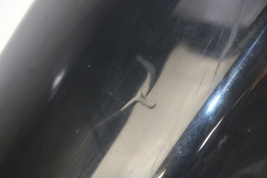 photo de PARAFANGO ANTERIORE YAMAHA XMAX X-MAX 125 (2006 - 2009) - Dettagli dei punti di fissaggio