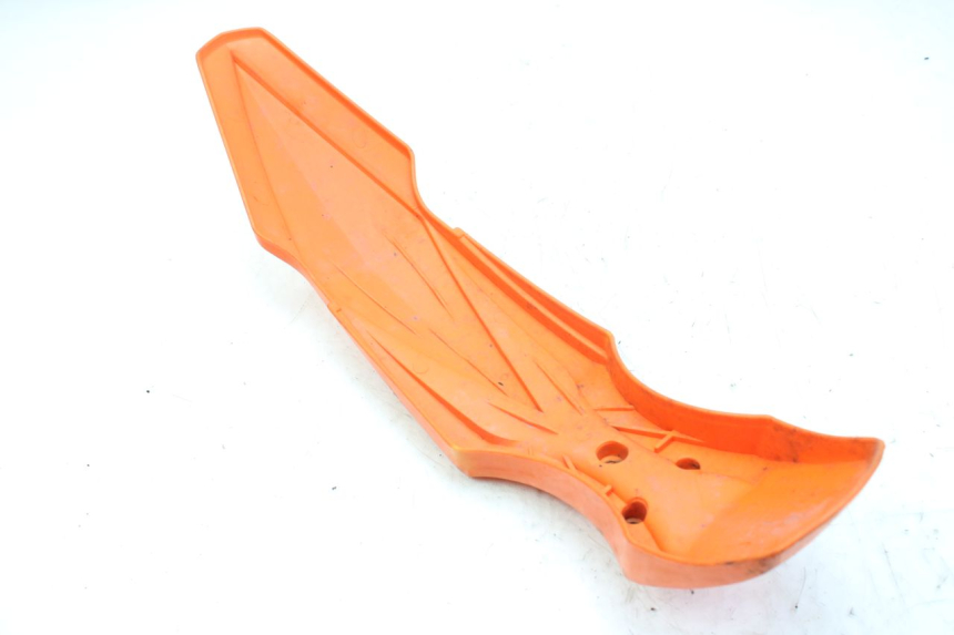 photo de PARAFANGO ANTERIORE ZHEJIANG XMOTOS XB-81 50 - Dettaglio del componente