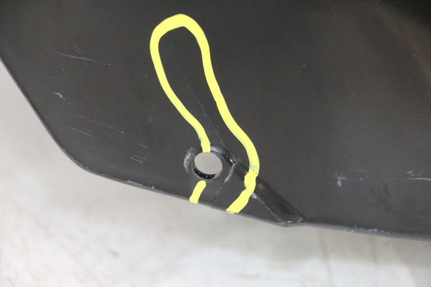 photo de PARAFANGO ANTERIORE YAMAHA YP MAJESTY 125 (2007 - 2010) - Zoom qualità usato