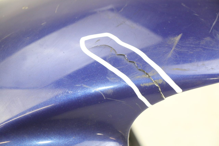 photo de PARAFANGO ANTERIORE YAMAHA YZF R1 1000 (2007 - 2008) - Stato della superficie e materiale