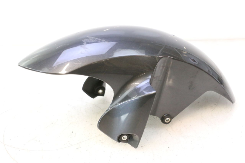 photo de PARAFANGO ANTERIORE YAMAHA YZF R6 600 (2008 - 2009) - Primo piano tecnico