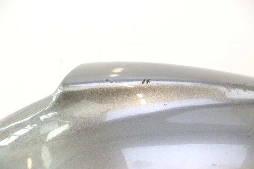 photo de PARAFANGO ANTERIORE KAWASAKI ZZR 600 (1995 - 2004) - Stato della superficie e materiale
