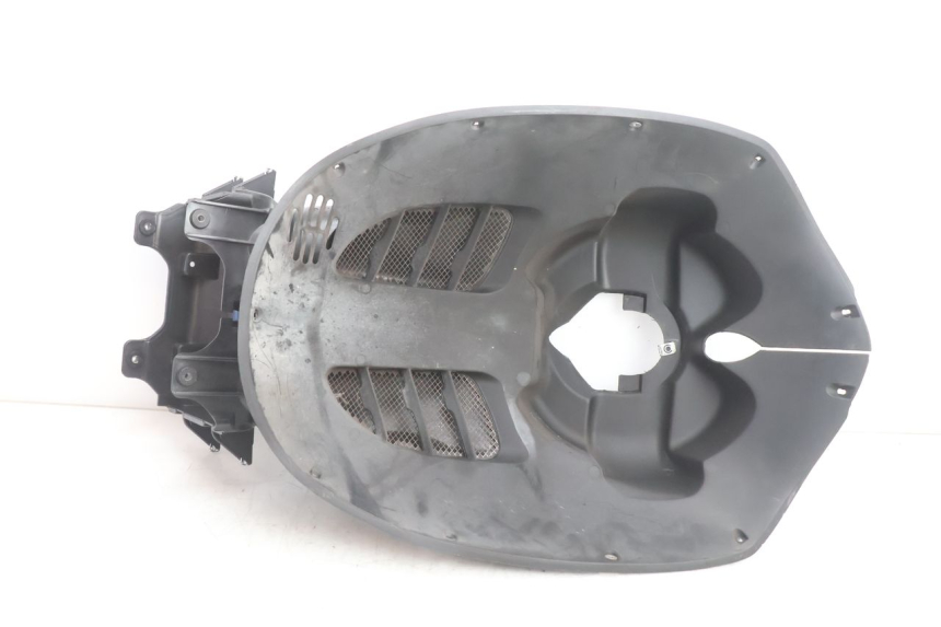 photo de Griglia del radiatore APRILIA ATLANTIC S 125 (2010 - 2013) - Vista principale