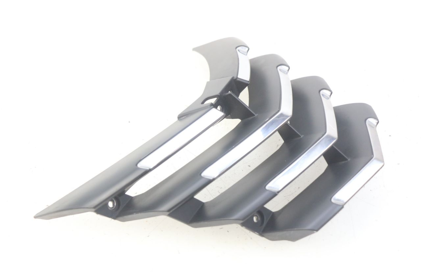 photo de GRIGLIA RADIATORE PEUGEOT CITYSTAR 125 (2011 - 2017) - Altra angolazione