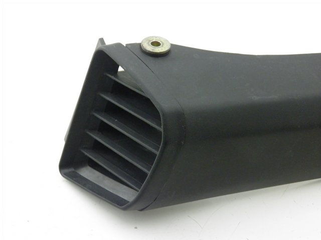 photo de Griglia radiatore destra YAMAHA YBR 125 (2007 - 2009) - Primo piano tecnico