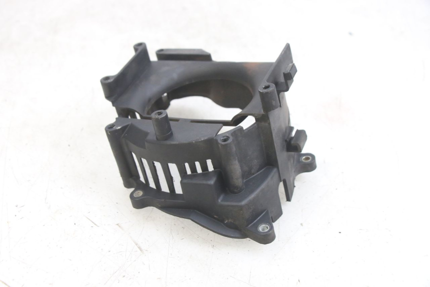 photo de GRIGLIA RADIATORE TNT MOTOR FASTINO 4T 50 (2013 - 2019) - Primo piano tecnico