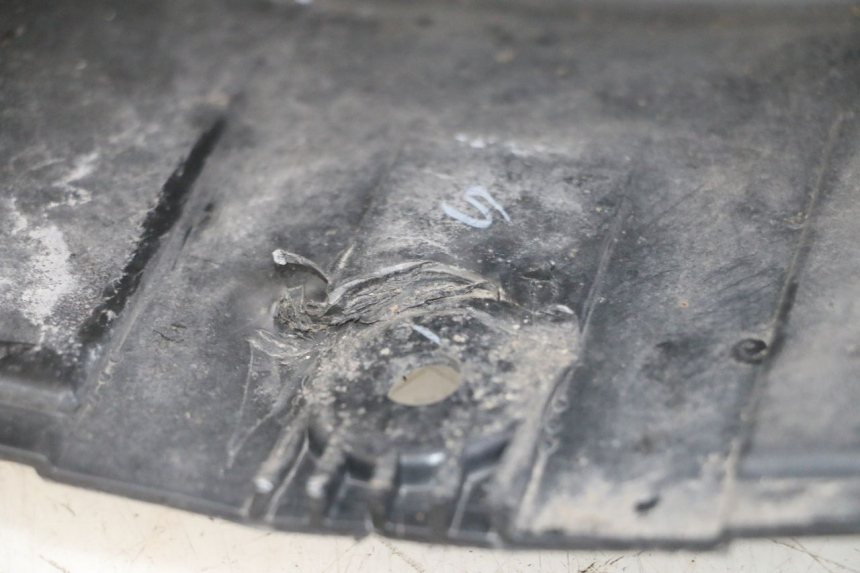 photo de GRIGLIA RADIATORE HONDA FORZA ABS 300 (2013 - 2017) - Dettaglio del componente