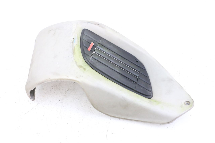 photo de SINISTRA GRIGLIA RADIATORE GILERA RUNNER LC 50 (1997 - 1998) - Dettagli dei punti di fissaggio