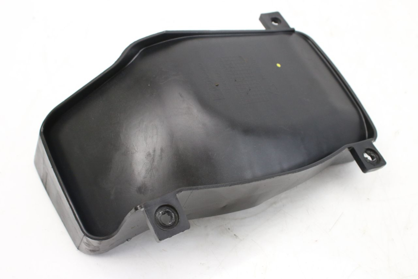 photo de GRIGLIA RADIATORE SINISTRA PIAGGIO VESPA GTS IGET ABS 125 (2017 - 2023) - Primo piano tecnico