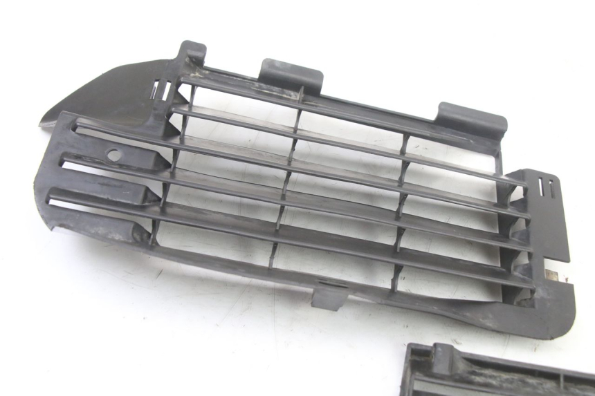 photo de GRIGLIA RADIATORE HONDA MTX TC02 125 (1987 - 1989) - Dettaglio del componente