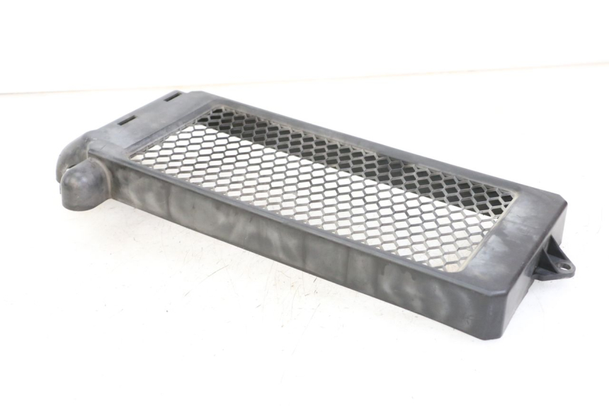 photo de GRIGLIA RADIATORE HONDA VT C2 SHADOW 750 (1997 - 2001) - Dettagli dei punti di fissaggio